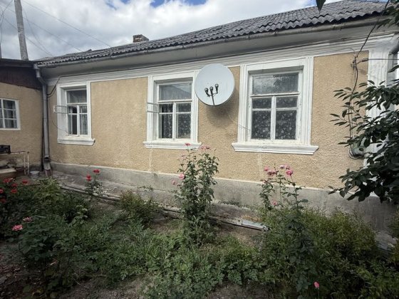 Будинок за ціною однокімнатноі  квартири Каменец-Подольский