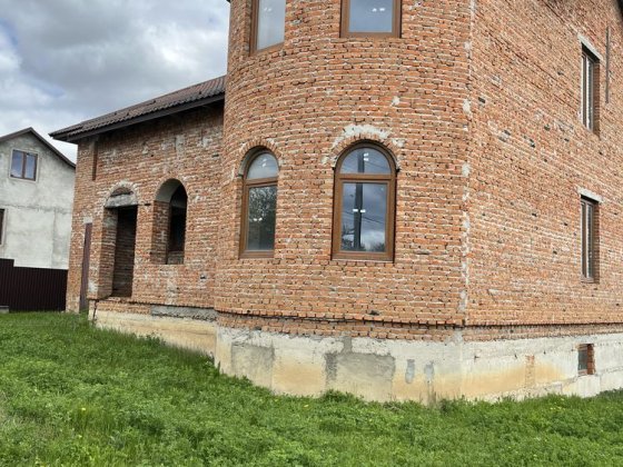 Продам будинок з гарним видом на каньон . Каменец-Подольский