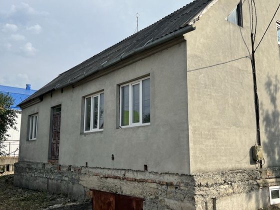 Продам добротний будинок у районі Лісогірки Каменец-Подольский