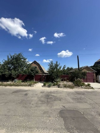 Продам затишний будинок в Каневі - фото 1