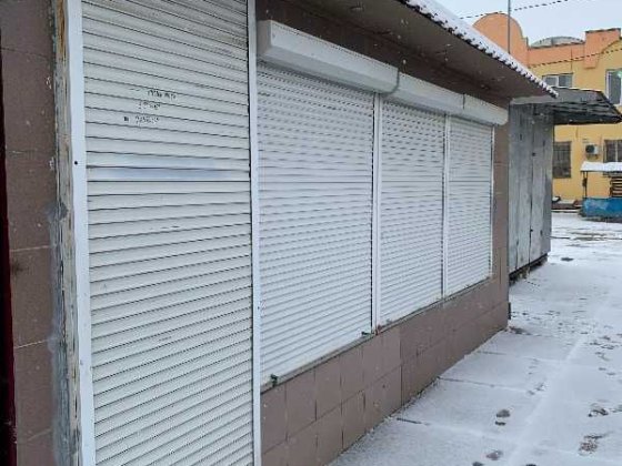 Продам доглянутий кіоск Каменец-Подольский