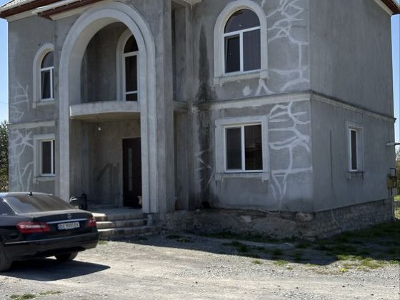 Будинок, с. Голосків (з меблями) Каменец-Подольский