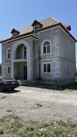Будинок, с. Голосків (з меблями) - фото 1