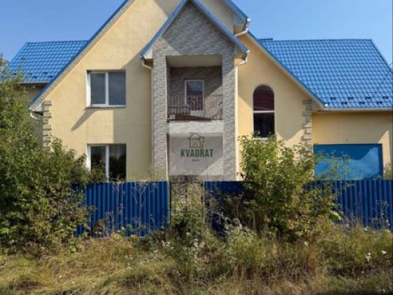 Продам  чудовий будинок Каменец-Подольский