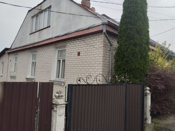 Продаємо половину великого будинку Ковель