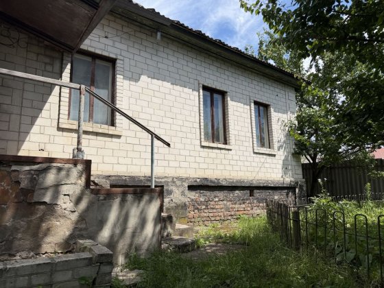 Продаж будинку 61.4 м² з гаражем та приватизованою ділянкою | вул. Вишнева Конотоп
