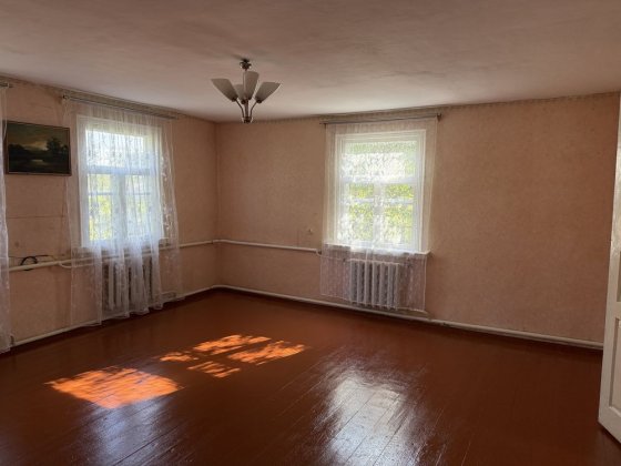 Продам будинок . Коростень