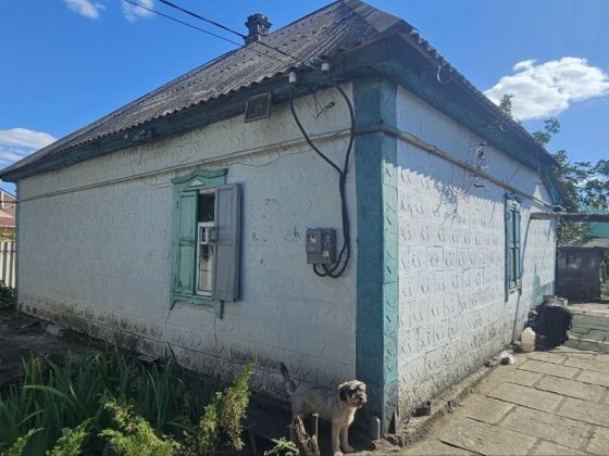 Срочний продож будинку Лозова