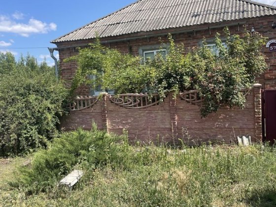 Продам дом. Аренды нет Лозова