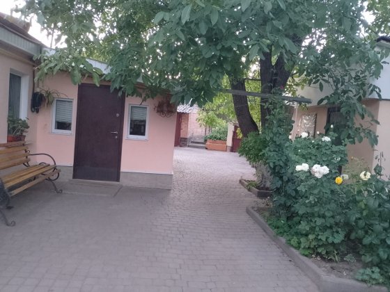 Продається півбудинку Лубны
