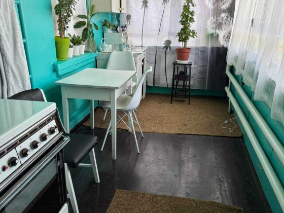Продам два дома в центре Люботина Харьковский район, участок 20 соток. Люботин