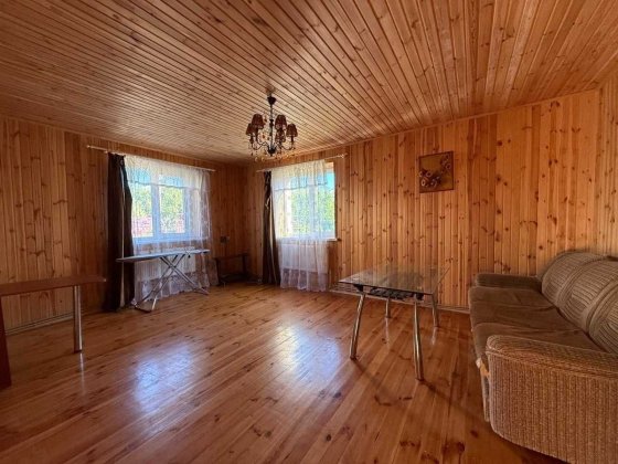 Уютный дом-дача в Люботине, с ремонтом. 6 соток, дом 127м2. Рядом озеро. Люботин