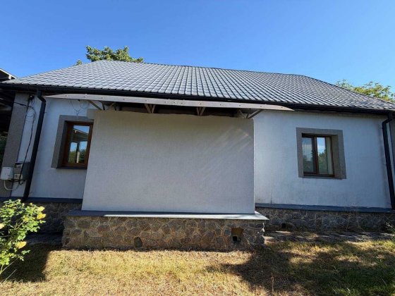 Продаж будинку в місті Люботин для родини Сертифікат Люботин