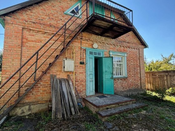 Продам будинок по вул.Олександрівській Лубни