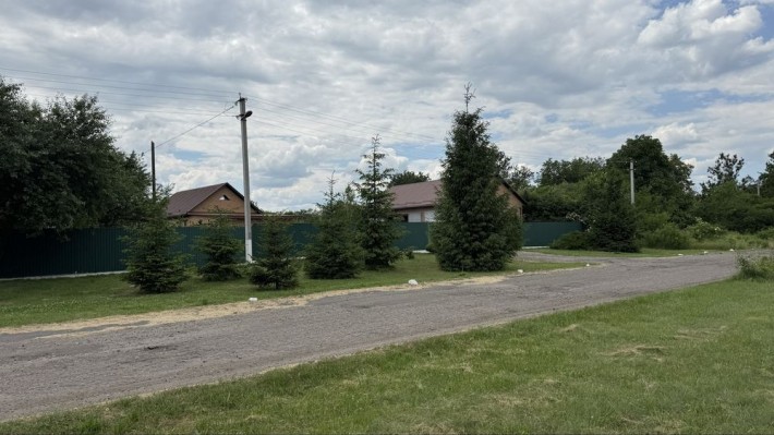ПРОДАМ хату ,участок,свинарник,дачу, в селі - фото 1