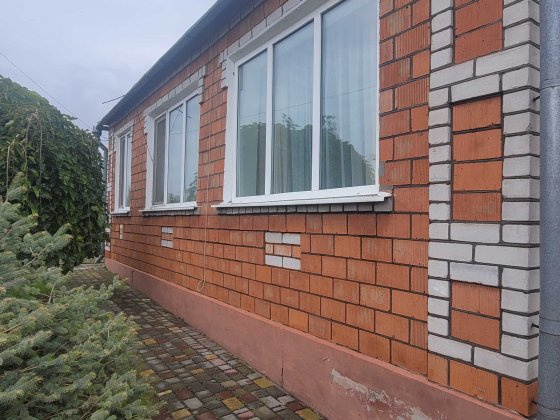 Продам відмінний будинок в передмісті Марганця. Марганец