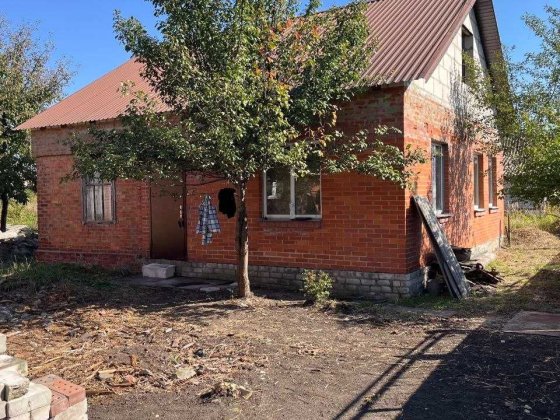 Приватний будинок 85 м², 9 соток, газ, вода, школа та транспорт поруч Мерефа