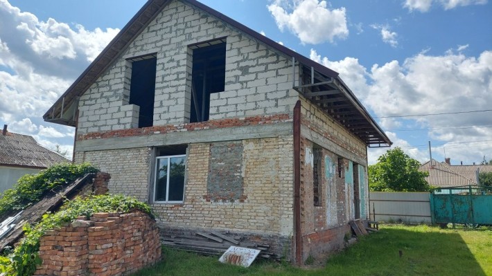 Будинок з чудовим краєвидом в центрі міста - фото 1
