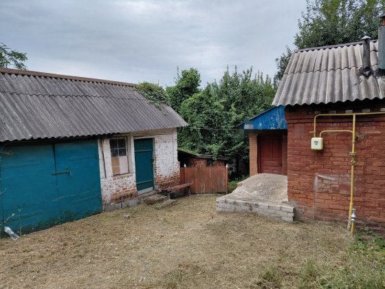 Продам 1/2 будинку в Мерефі Мерефа