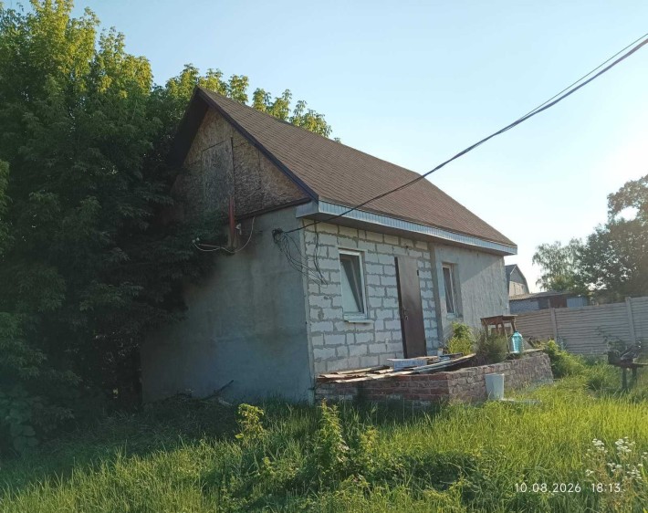 Продам невеличкий будинок в Мерефі (р-н Артемівка) - фото 1