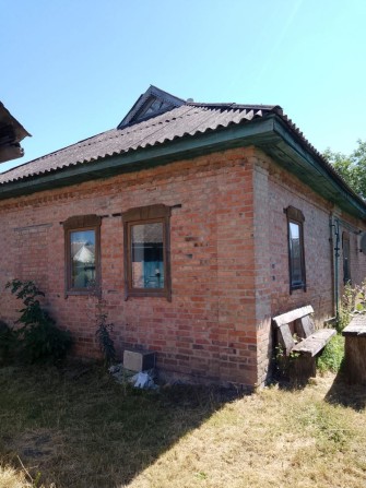 Продам 1/2 будинку із земельною ділянкою та літньою кухнею - фото 1
