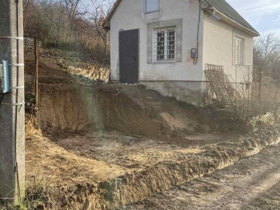 Продається дачний будинок поруч з м.Мукачево Мукачеве