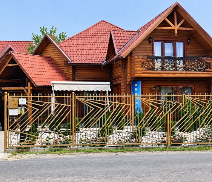 Продається деревяний будинок - фото 1