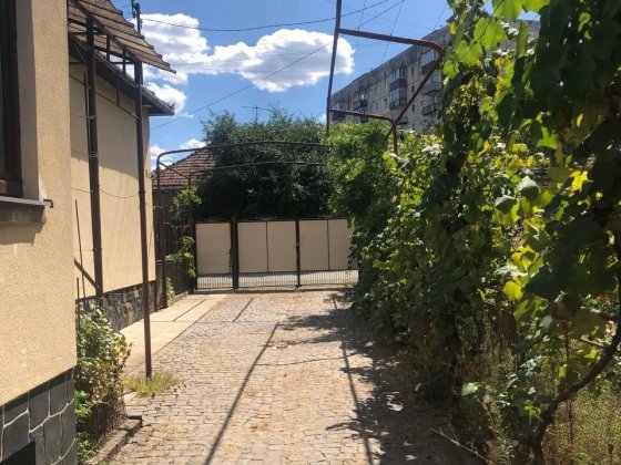 Продаж 5 кімнатного будинку Мукачеве