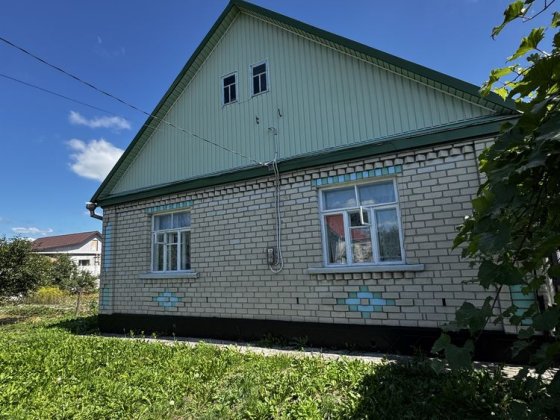 Продаж окремого будинку в м. Звягель Звягель