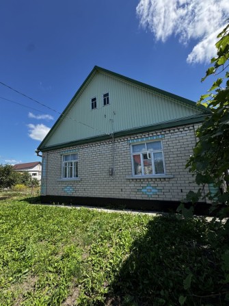 Продаж окремого будинку в м. Звягель - фото 1