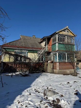 Будинок у місті Звягель, 103 м², всі комунікації, ділянка - фото 1