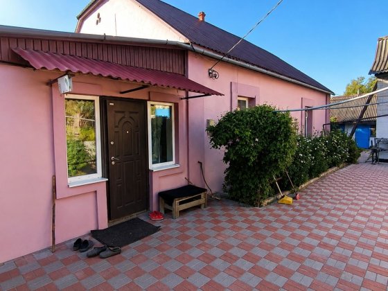 продаж гарного будинку в м. Обухів