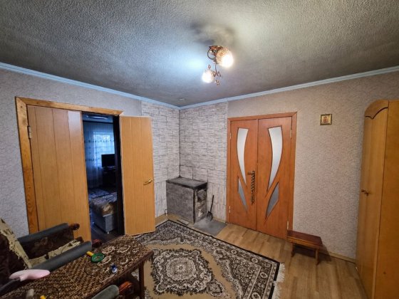 Продається затишний будинок.