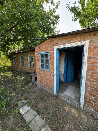 Продаж будинку з окремою територією в Ромнах, без комісії - фото 1
