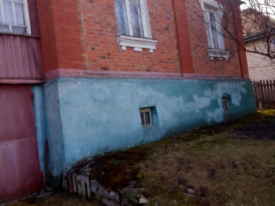 Будинок 72 кв.м., земельна ділянка 8сот. Ромны