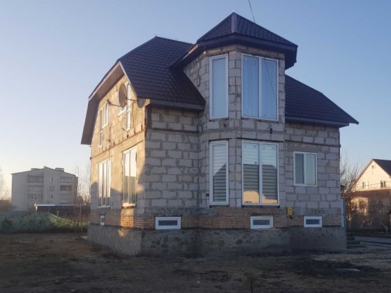 продаж нерухомості Сарни