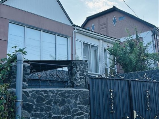Будинок в м. Сміла з сонячними панелями чекає на тебе! Сміла