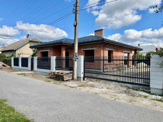 Продаж новозбудованого будинку 119.54 м² у центрі Стрия Стрый