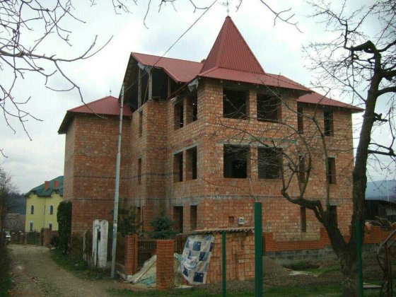 Незавершений будинок в м.Трускавець Трускавец