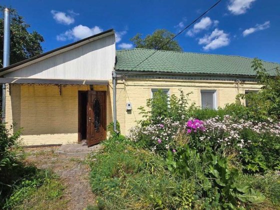 Продаж частини будинку у Фастові