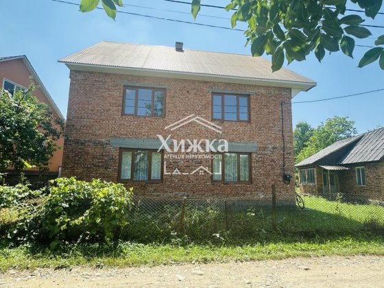 Продається чудовий будинок Хуст