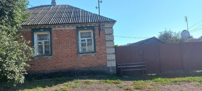 Продам дом в Чугуеве, район Осиновка. - фото 1