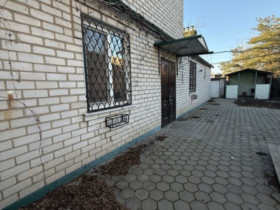 Продам будинок район Районої лікарні Никополь