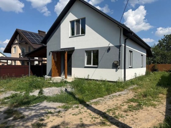 Продаж будинку, будинок в чистовому варіанті, ділянка, комунікації Агрономичное
