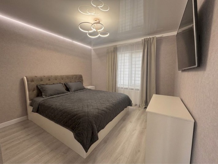 Продаж будинок з ремонтом передмістя ділянка - фото 1