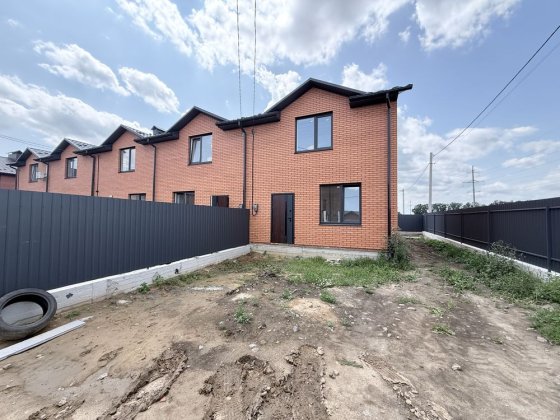 Продам таунхаус боковий Агрономічне (перемичка) Агрономичное