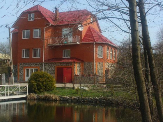 Продам 3-поверховий будинок в Березині 3449 Березина
