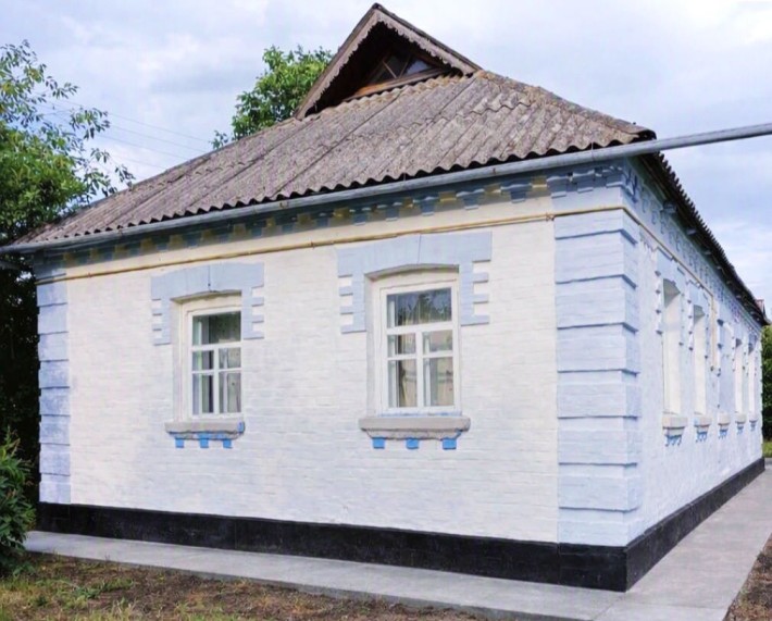Продам газифікований будинок в м.Погребище,ділянка 16 соток.Власник! - фото 1