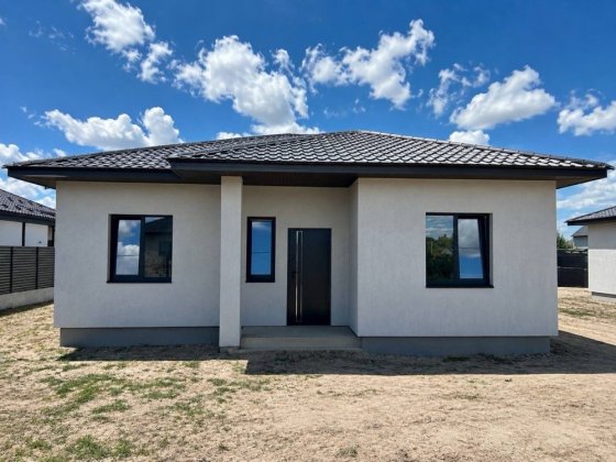 Продається готовий  Будинок . Є Оселя. Будинок Рованці , Луцький район, ціна  за 100м2, 83000$ Рованцы