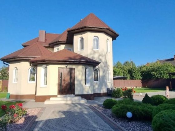 Сучасний будинок Липини ремонт меблі район Липинського ставку Липини